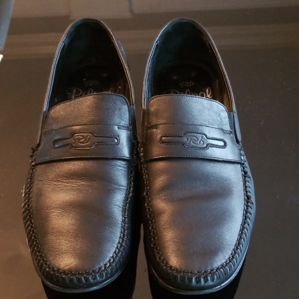Mens shoes